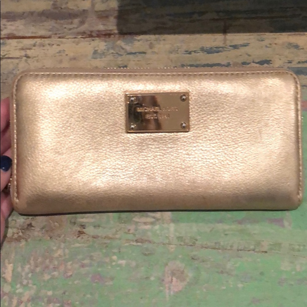Michael Kors wallet